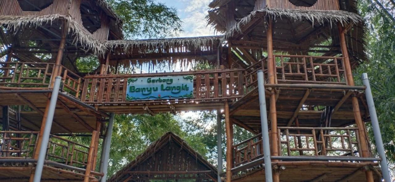 Gerbang Banyu Langit Cottage Bantul Bagian luar foto